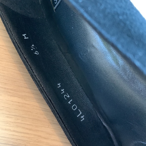 Stuart Weitzman Suede Kitten Heels - Picture 6 of 6